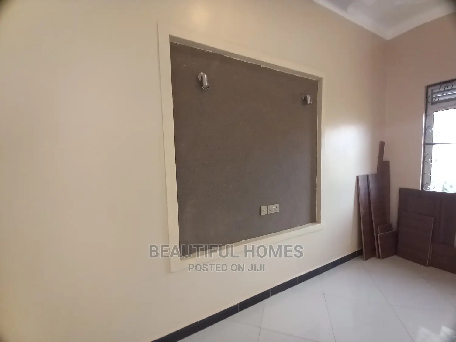 Furnished 4bdrm Bungalow in Kira Rich for Sale in Kira