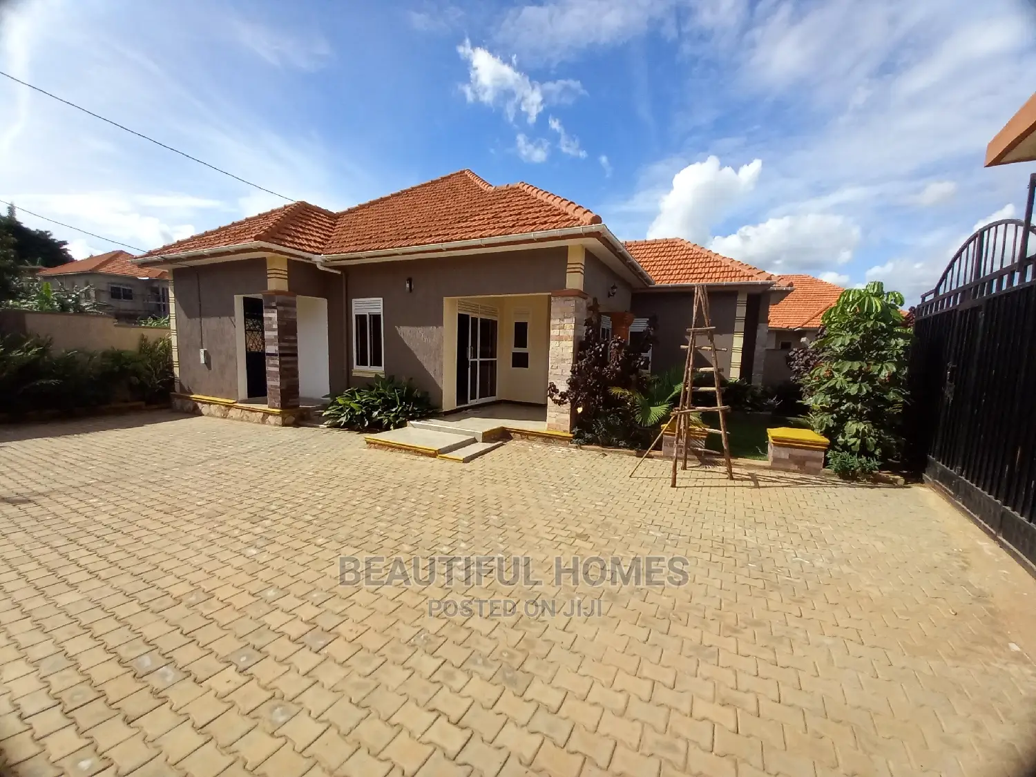 Furnished 4bdrm House in Mamerito Road, Kira for Sale in Kira