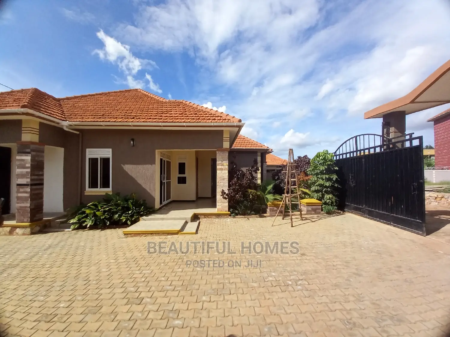 Furnished 4bdrm House in Mamerito Road, Kira for Sale in Kira