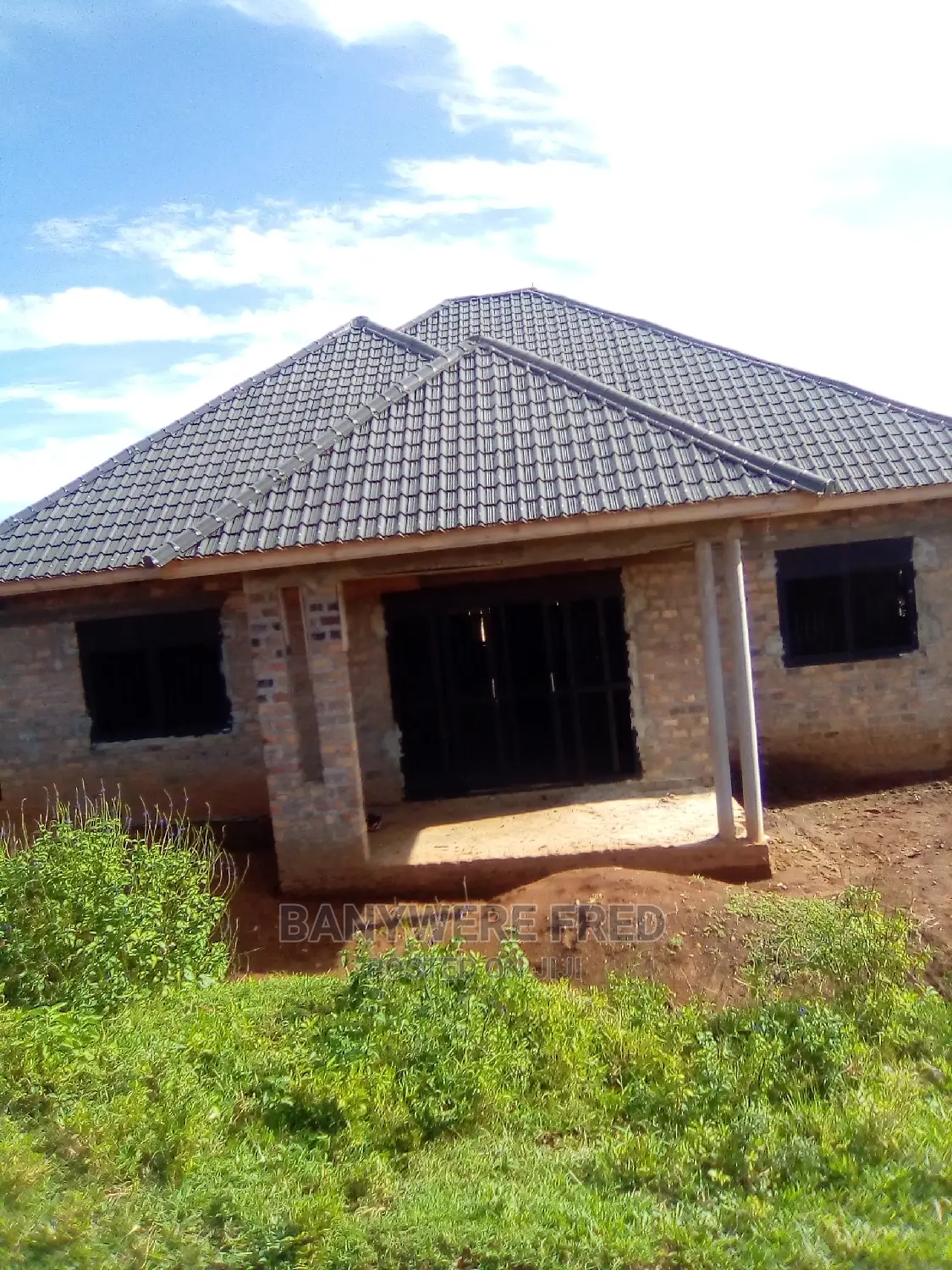 Plot With House for in Sonde in Goma