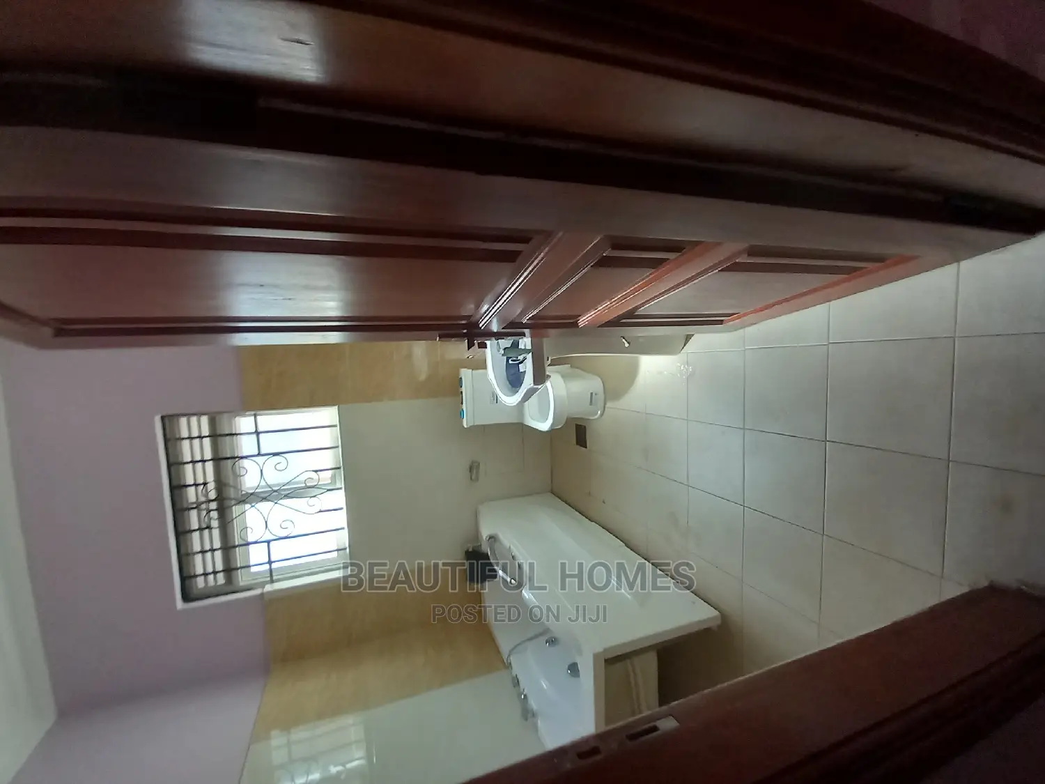 Furnished 4bdrm House in Kira Executive for Sale in Kira