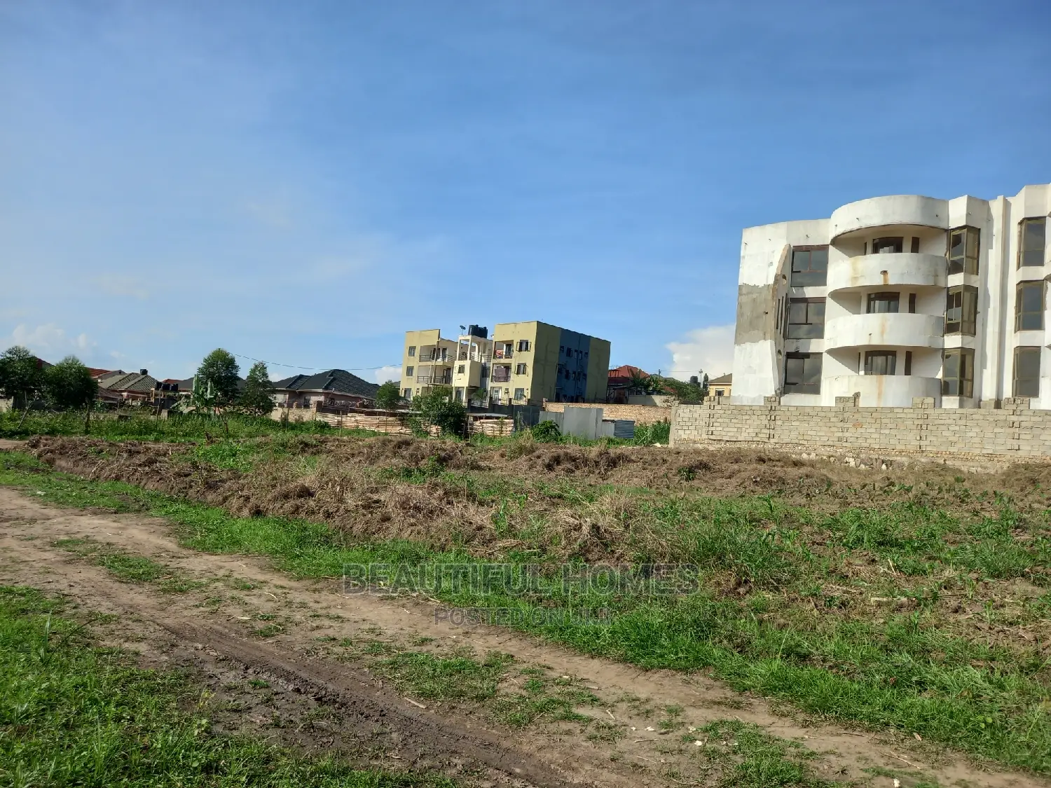 Posh Land in Kira for Sell in Kira
