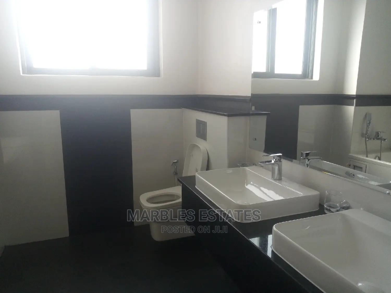Furnished 4bdrm Apartment in Kololo, Central Division for Rent in Central Division