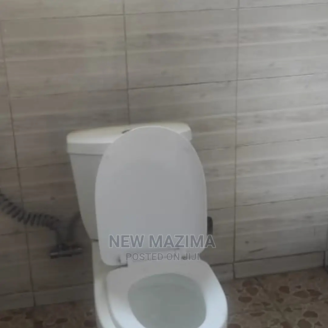 10bdrm Block of Flats in Najjanankumbi, Division a for Sale in Division A