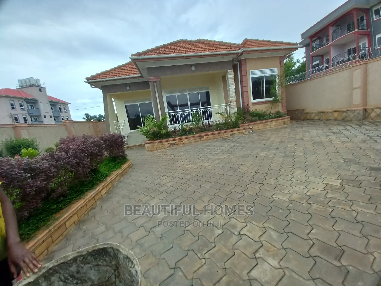 Furnished 4bdrm Bungalow in Kira Executive for Sale in Kira