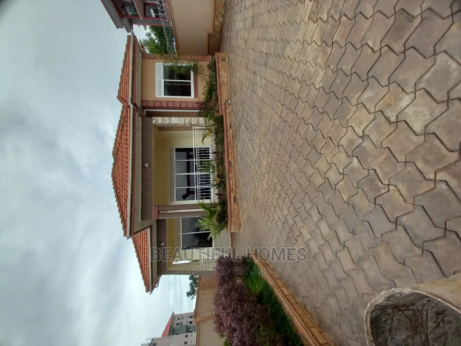 Furnished 4bdrm House in Kira 1 for Sale in Kira