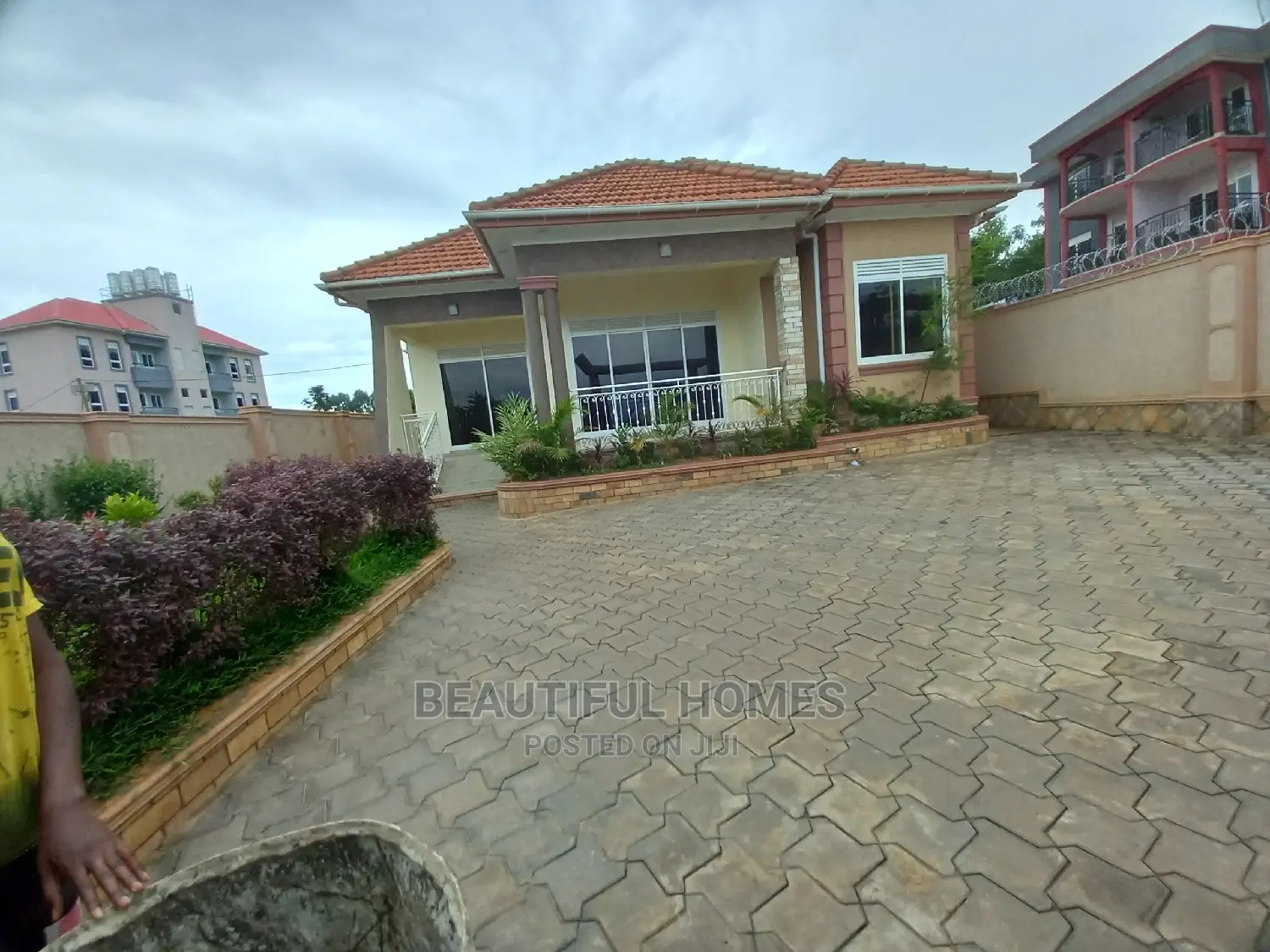 Furnished 4bdrm House in Kira 1 for Sale in Kira