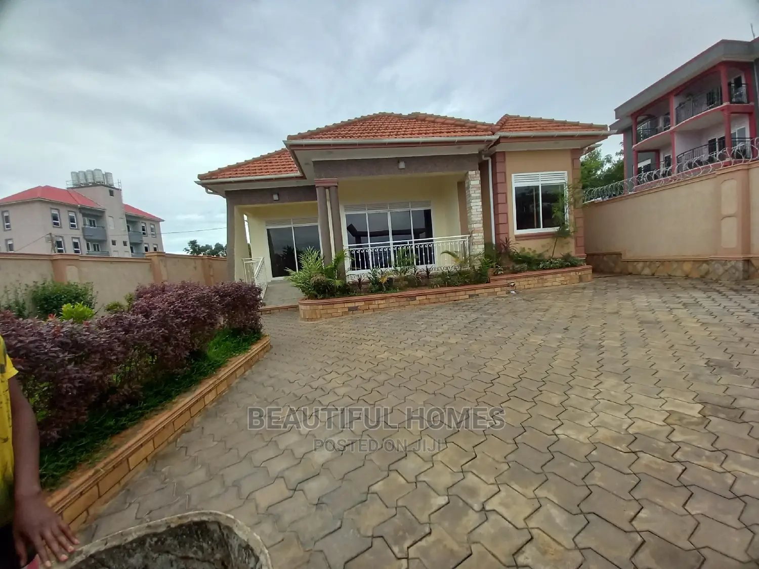Furnished 4bdrm House in Kira 1 for Sale in Kira