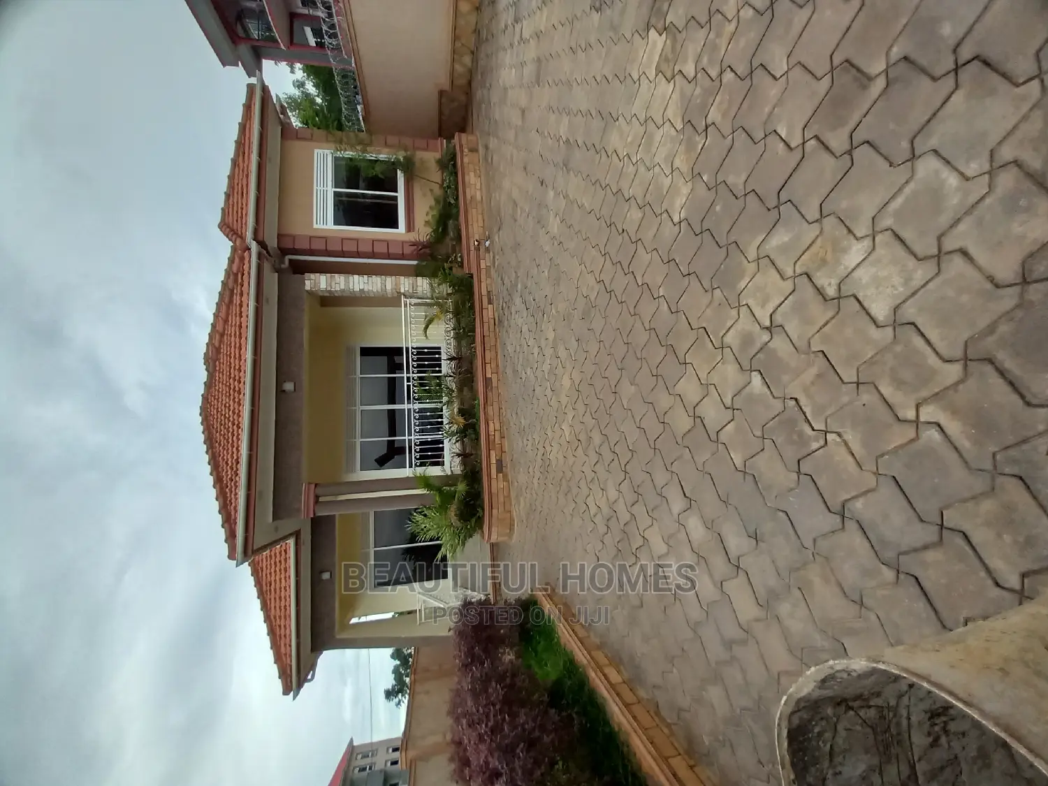 Furnished 4bdrm House in Kira 1 for Sale in Kira