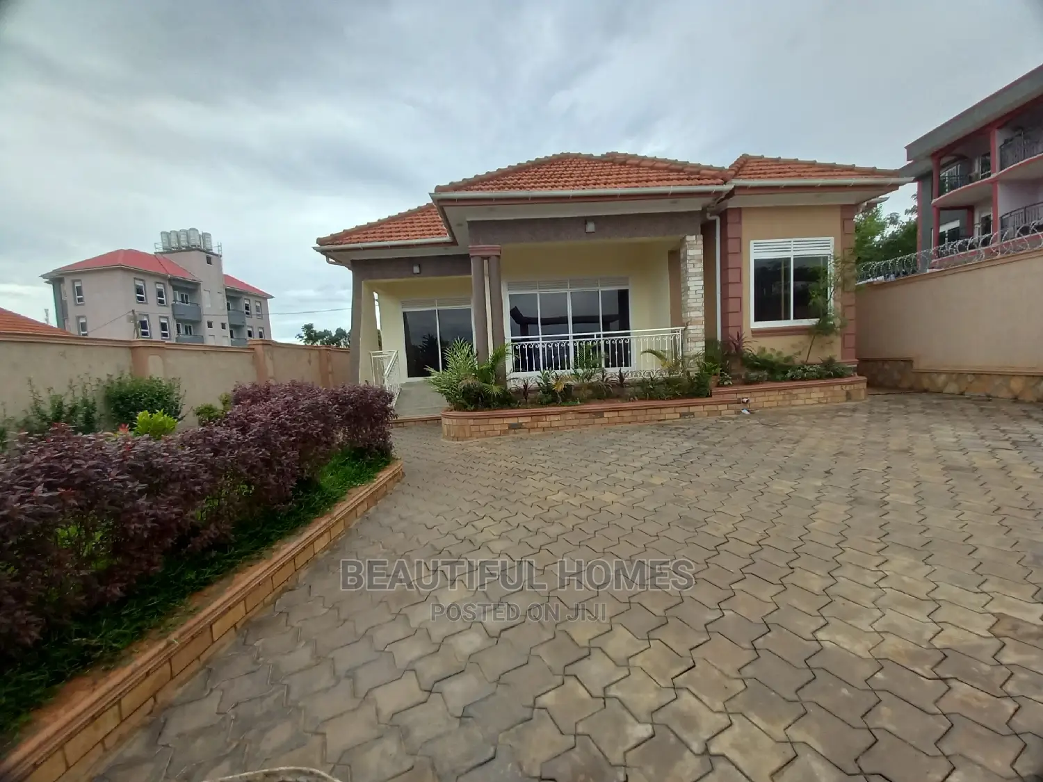 Furnished 4bdrm Bungalow in Kira First Class for Sale in Kira