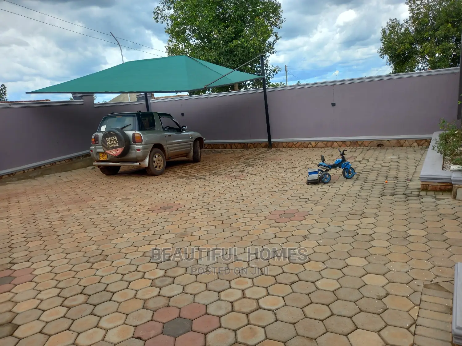 Furnished 4bdrm House in Nakwero Kira for Sale in Kira