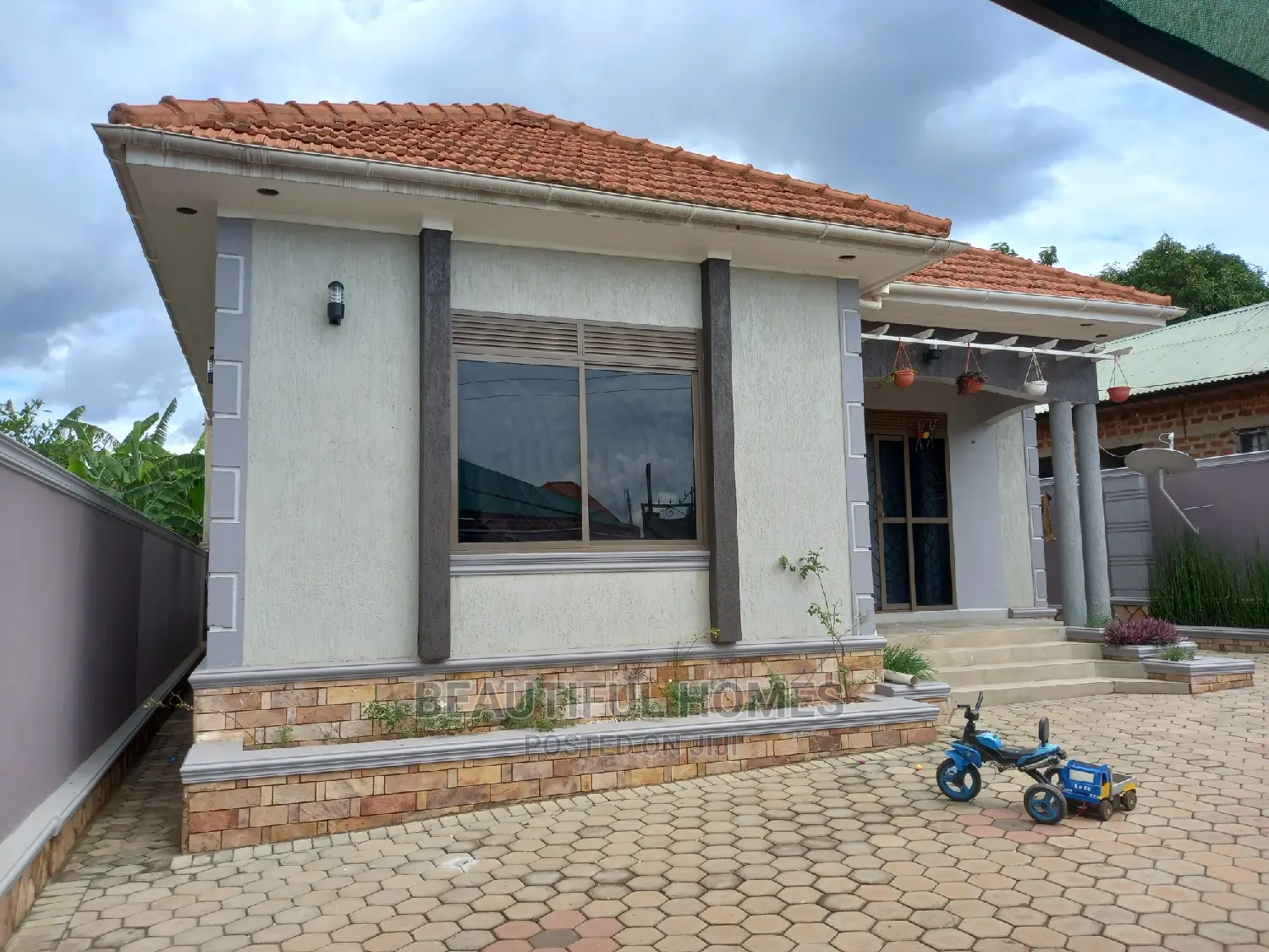Furnished 4bdrm Bungalow in Nakwero 1, Kira for Sale in Kira
