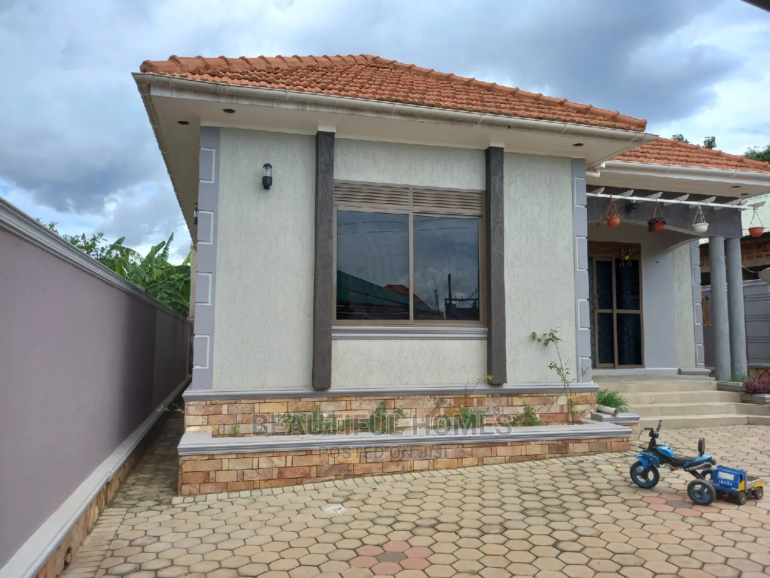 Furnished 4bdrm House in Nakwero in Kira for Sale in Kira