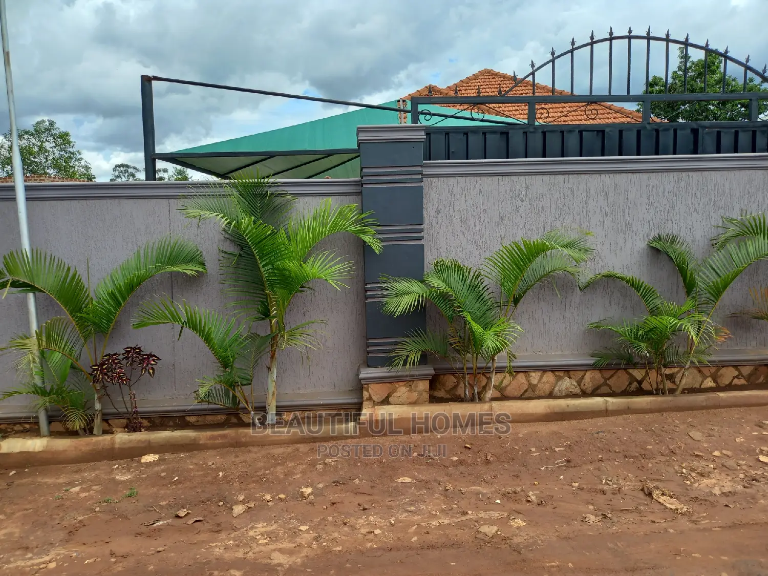Furnished 4bdrm House in Nakwero in Kira for Sale in Kira