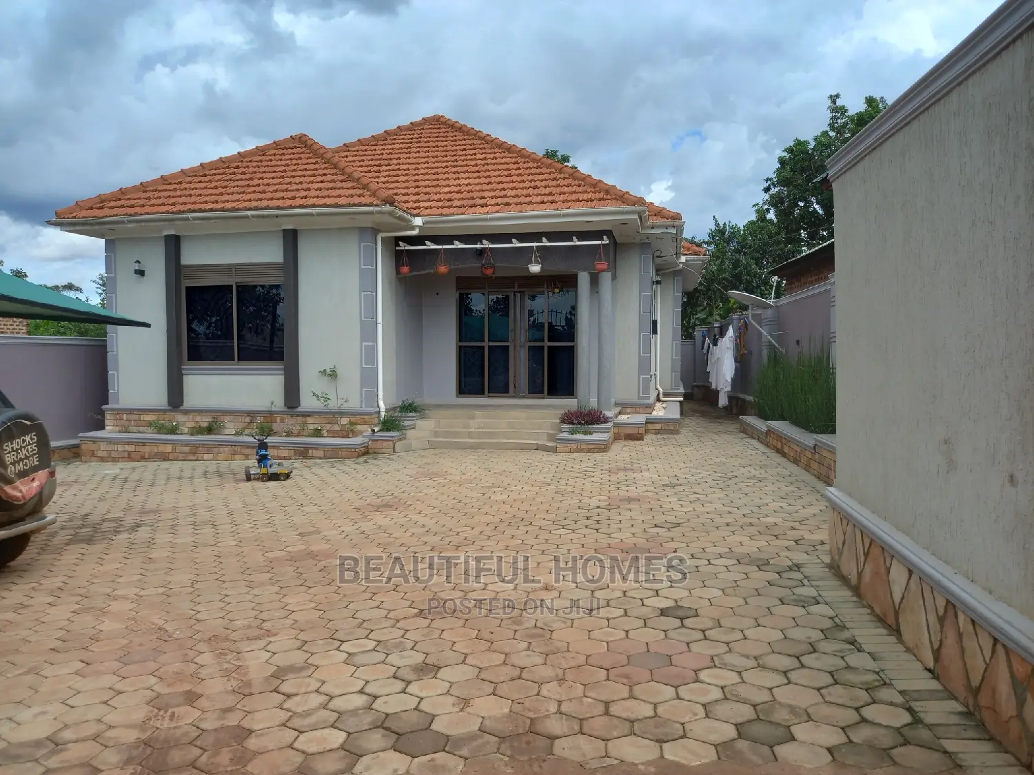 Furnished 4bdrm Bungalow in Nakwero A, Kira for Sale in Kira