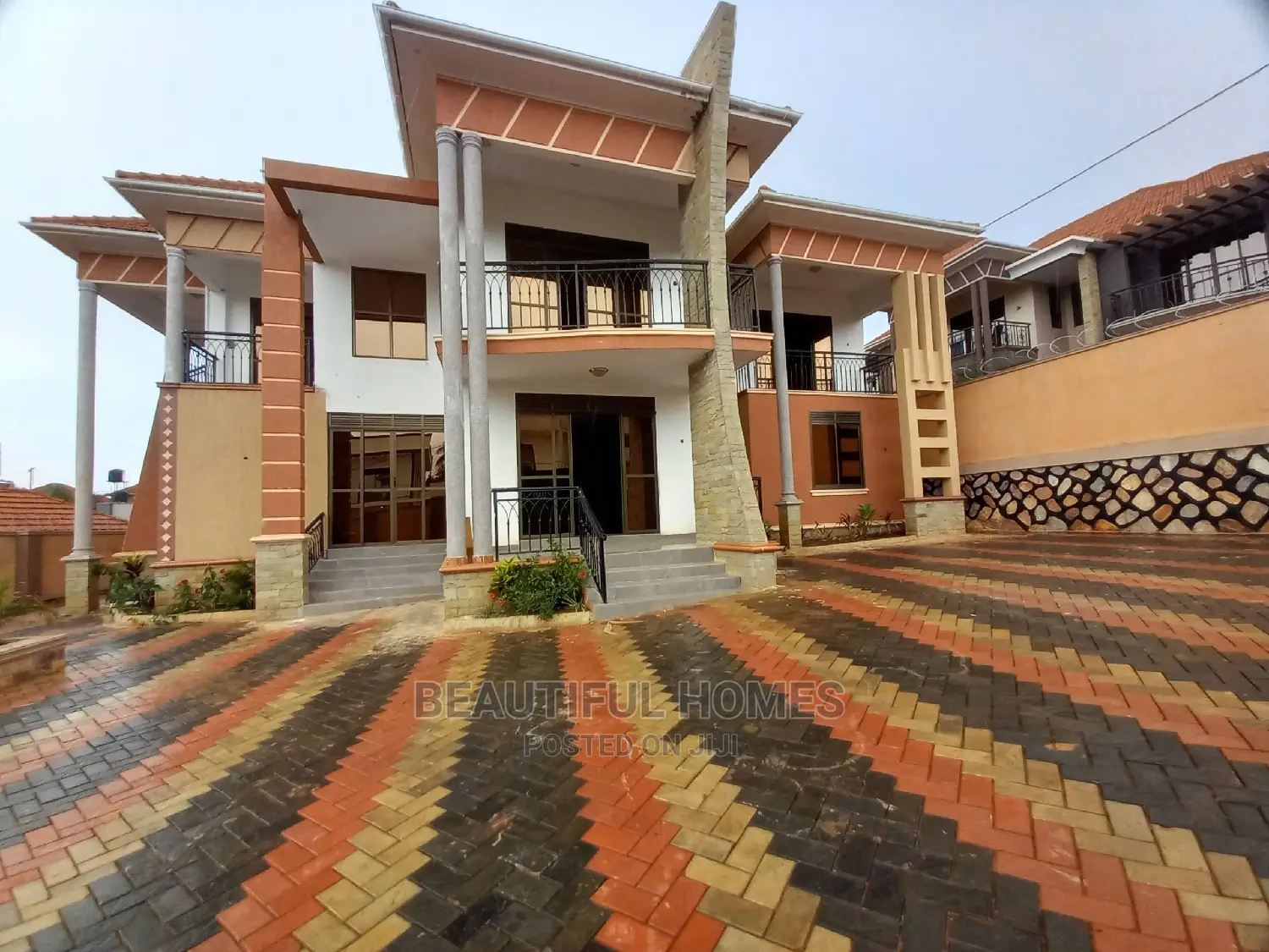 Furnished 6bdrm Mansion in Najjera, Central Division for Sale in Central Division