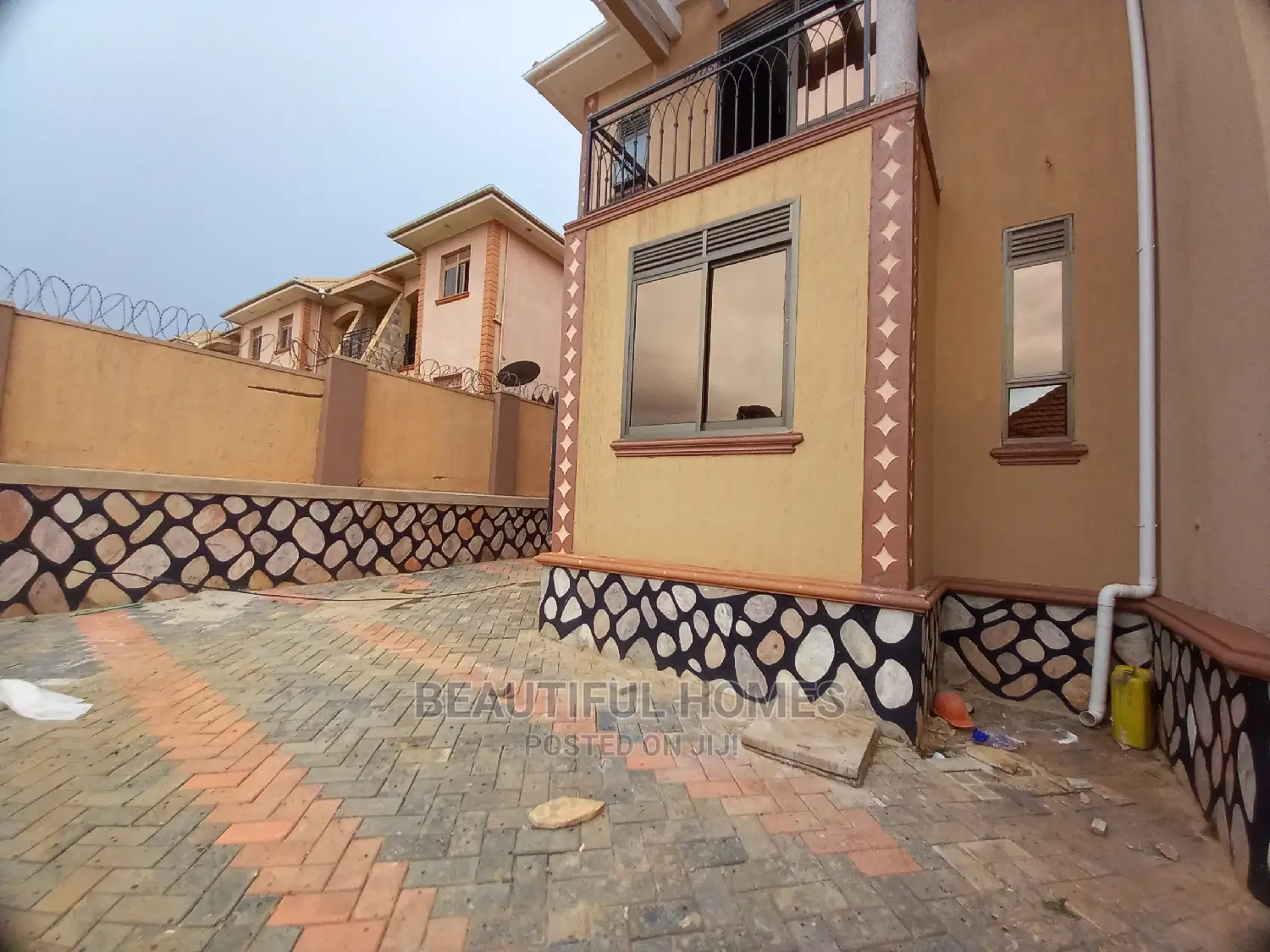 Furnished 6bdrm Mansion in Najjera Tarmack, Central Division for Sale in Central Division