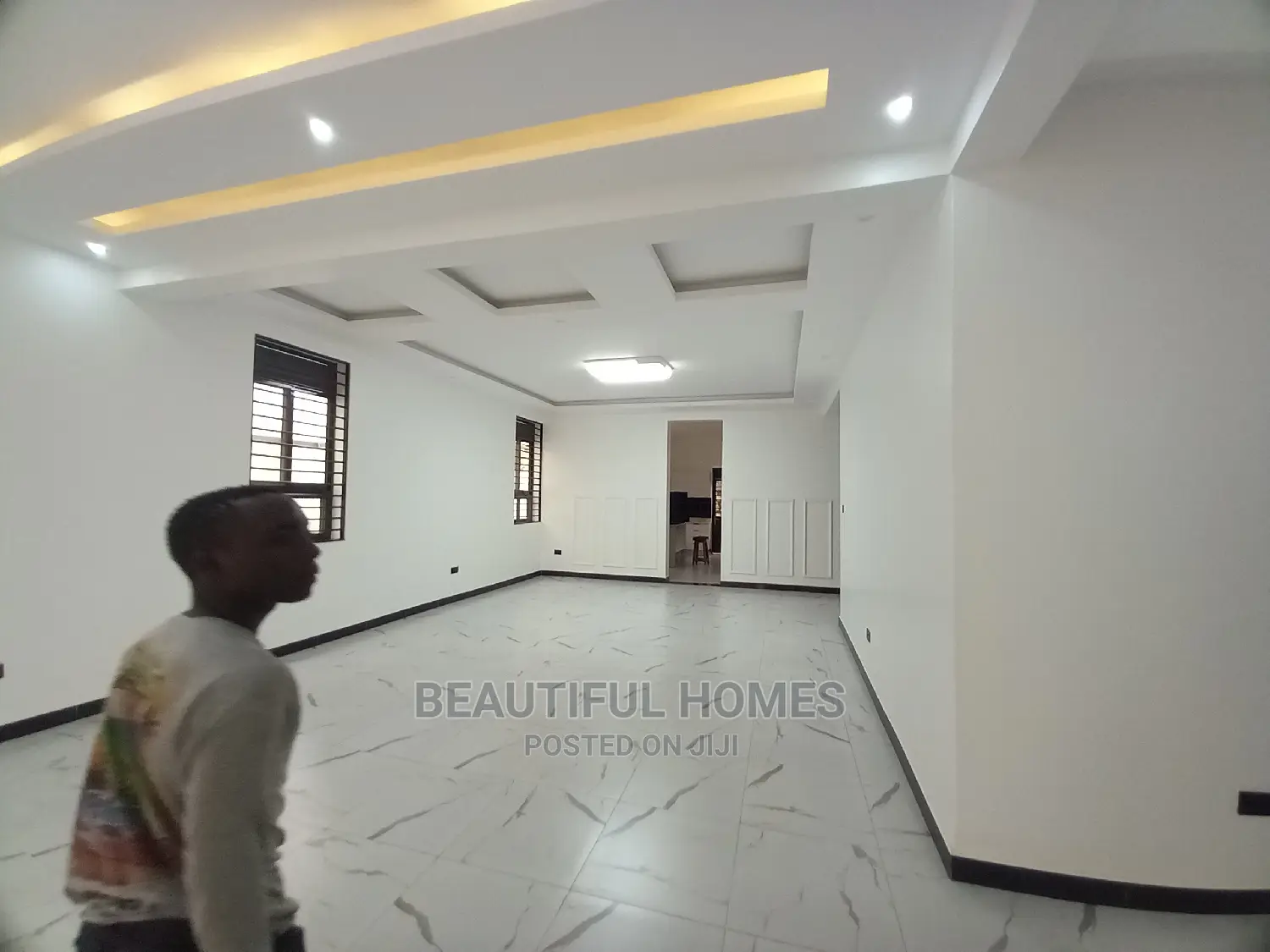 Furnished 6bdrm Mansion in Kira Ministers for Sale in Kira