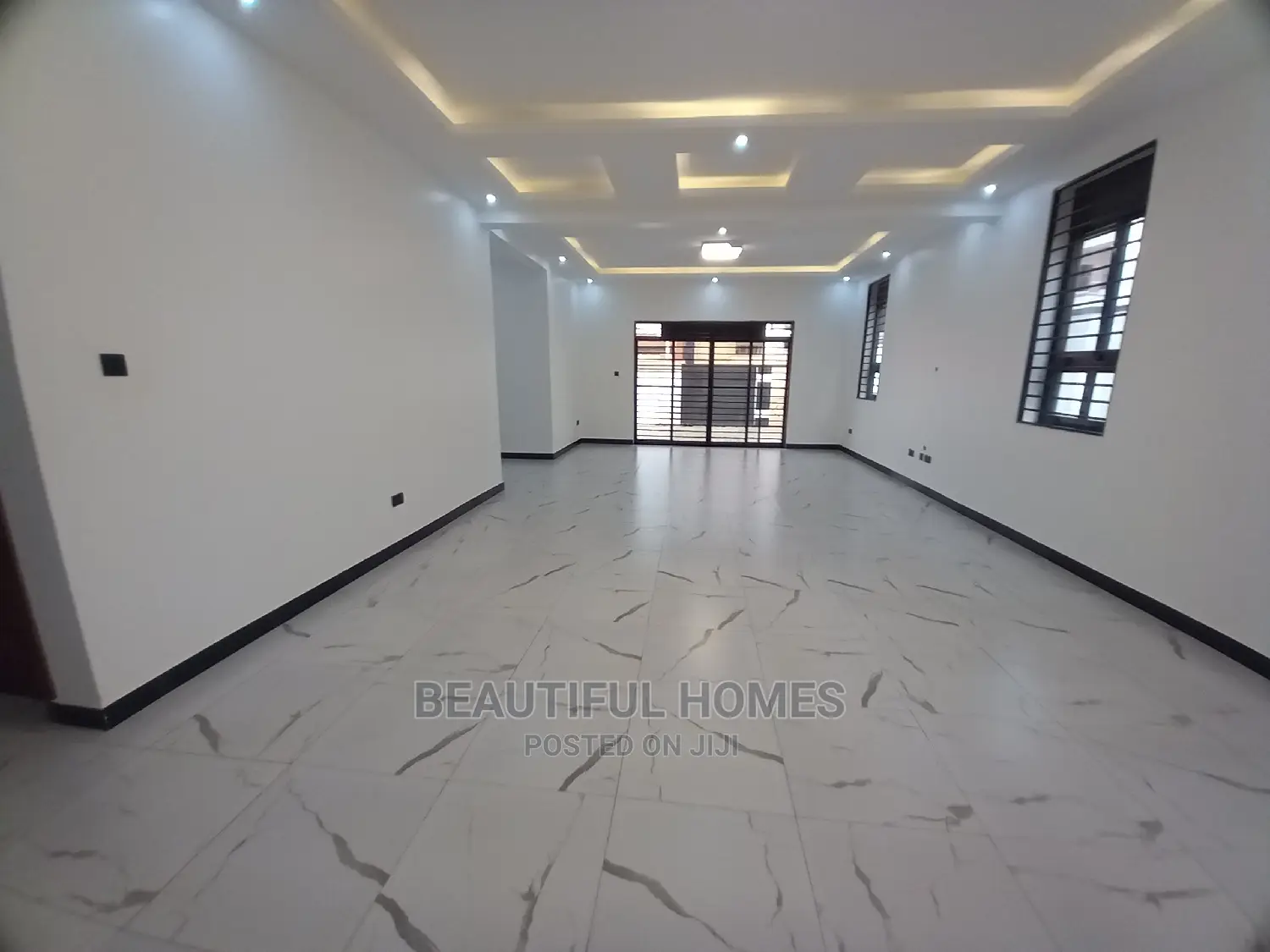 Furnished 6bdrm House in Kira First Class for Sale in Kira