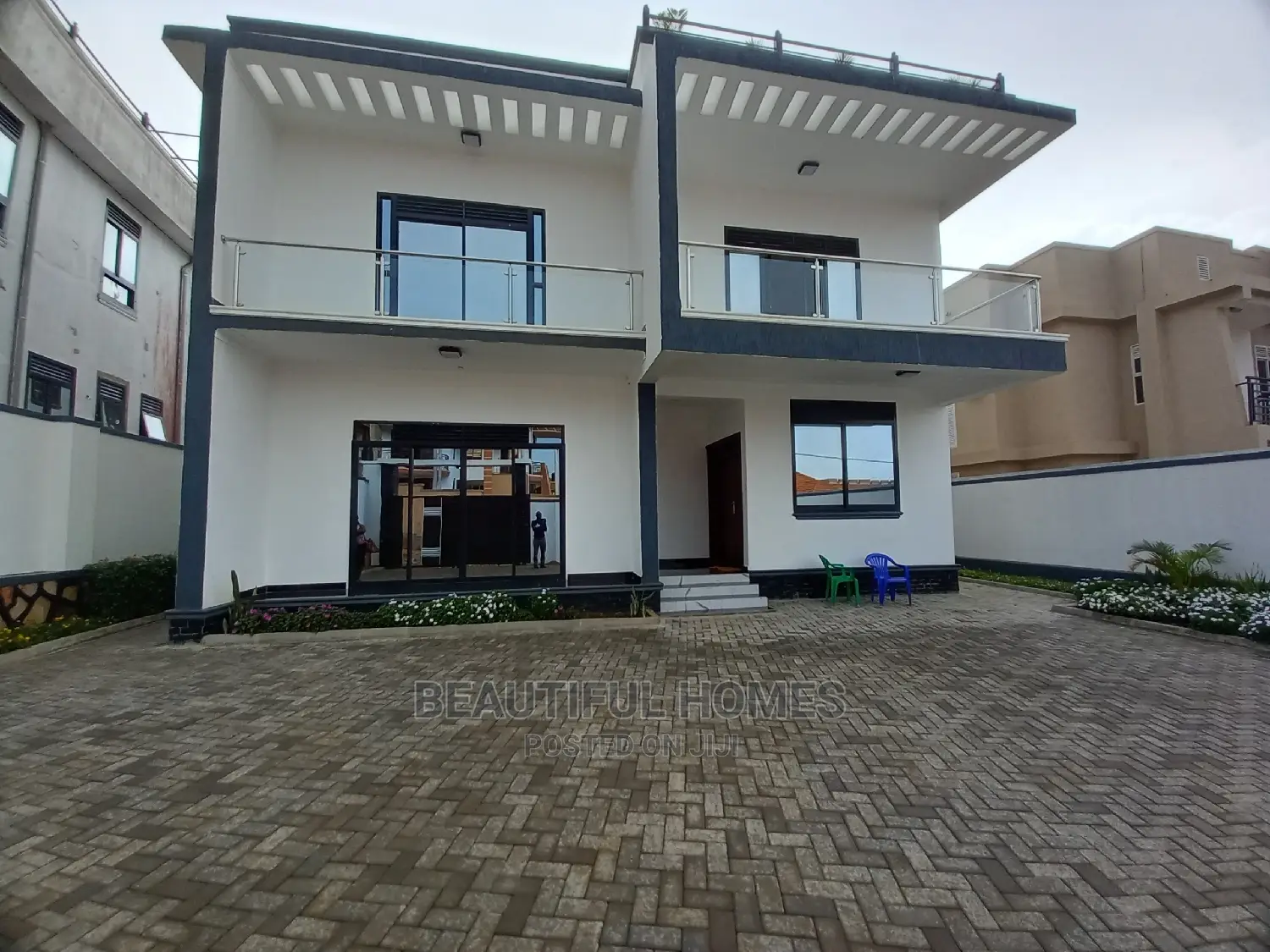 Furnished 6bdrm Mansion in Kira Classy Estate for Sale in Kira