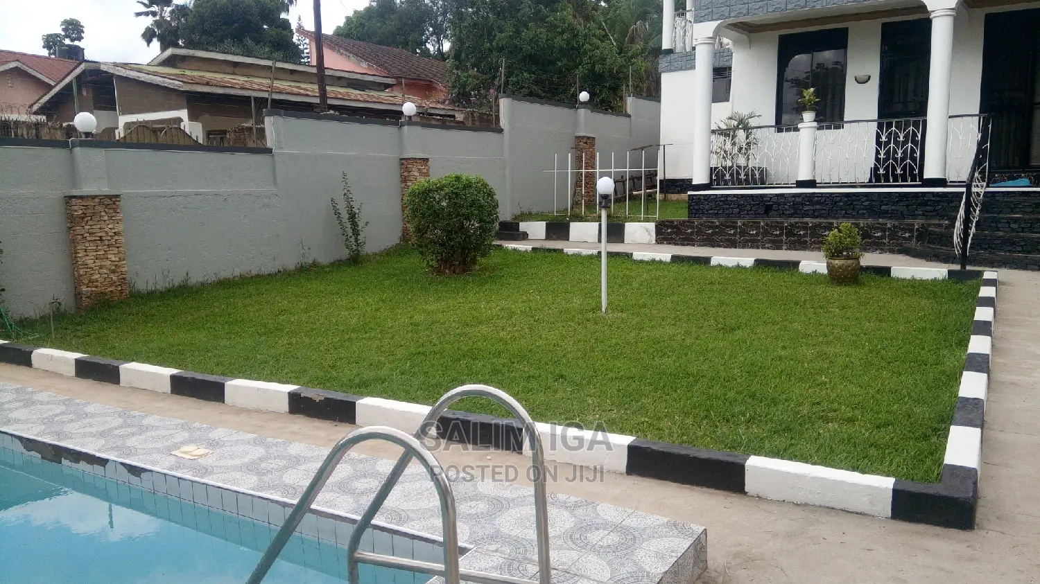 Furnished 4bdrm Duplex in Kololo Property, Central Division for Rent in Central Division
