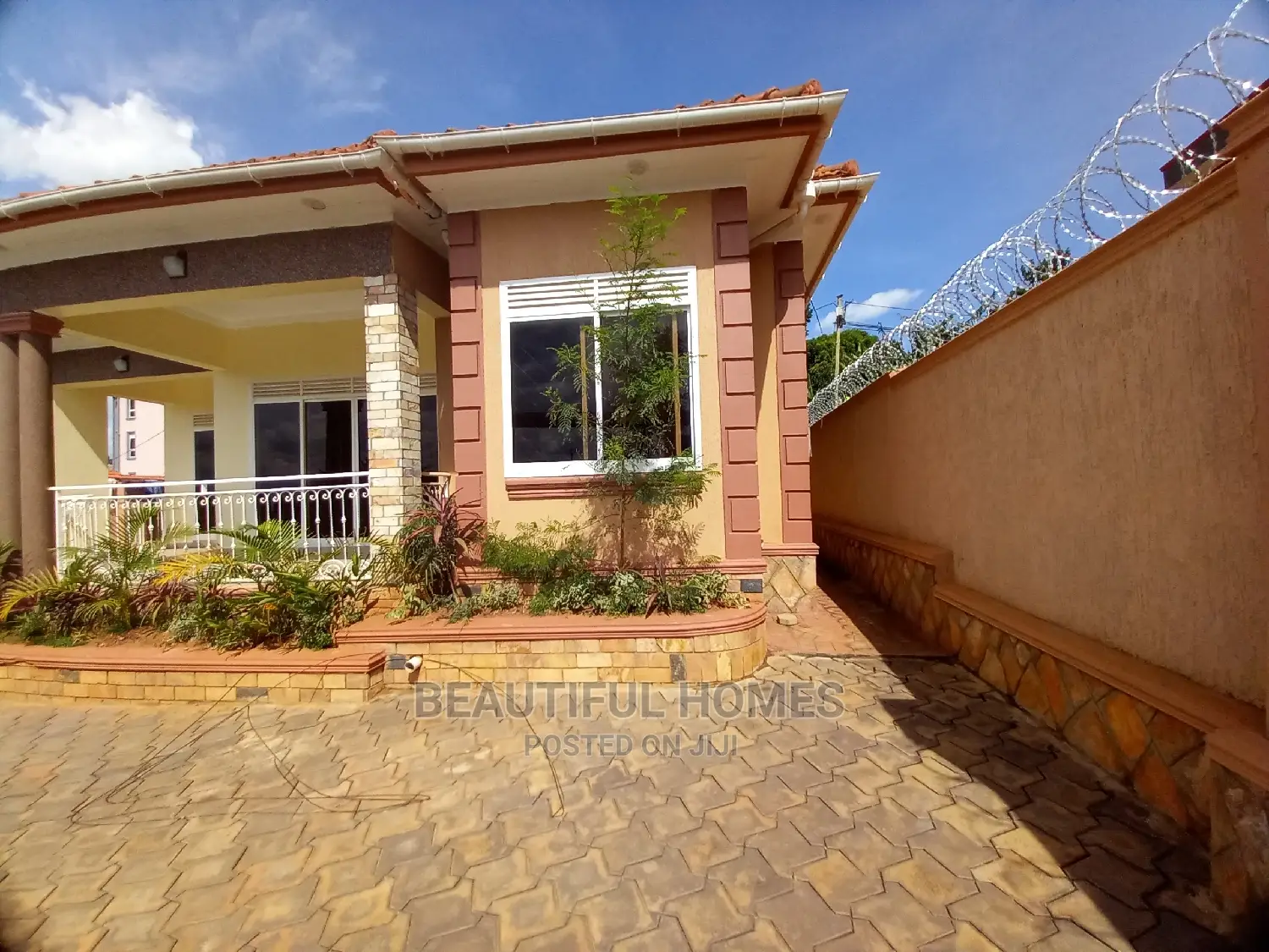 Furnished 4bdrm Bungalow in Kira Tarmacked for Sale in Kira