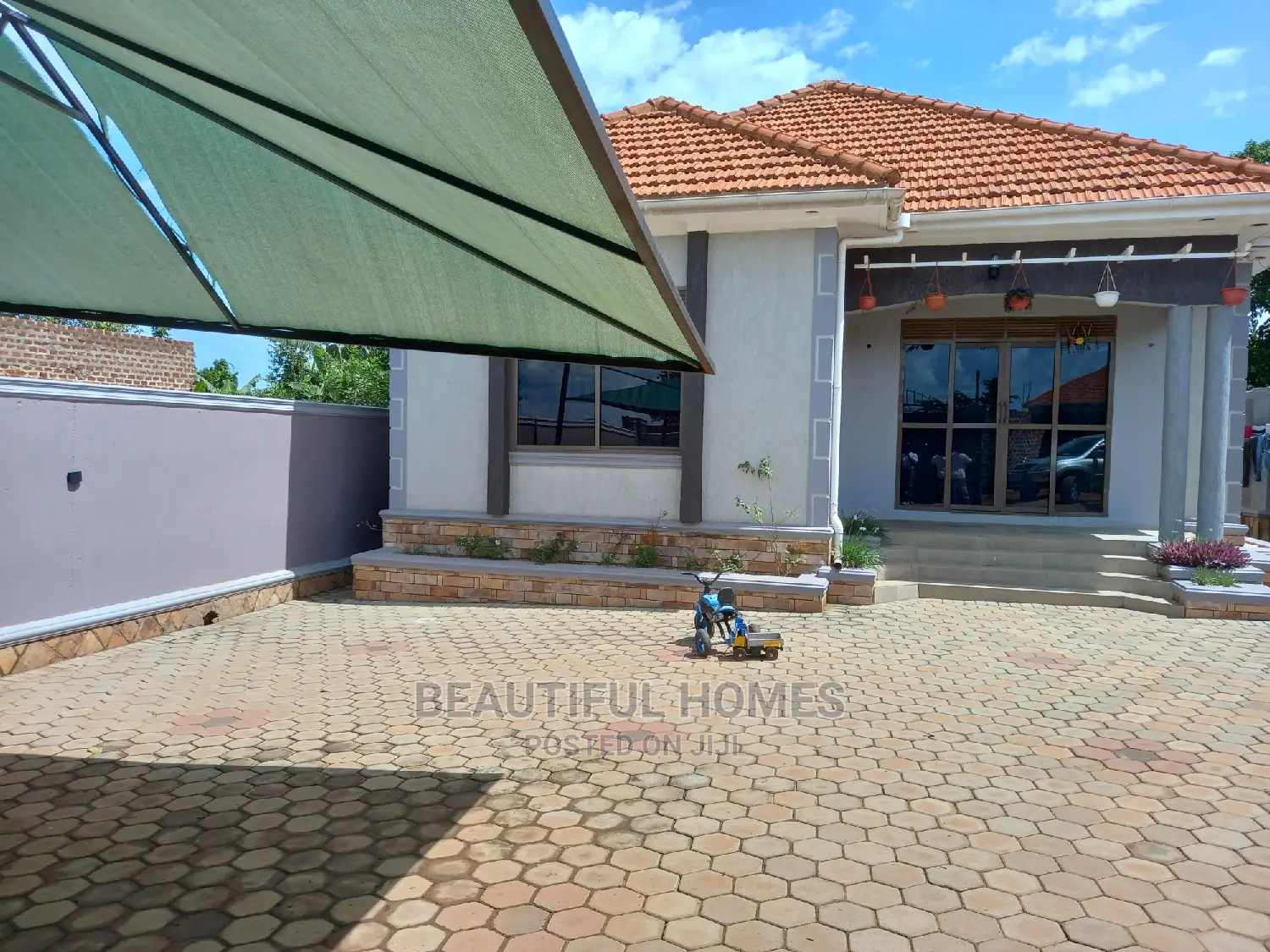 Furnished 4bdrm House in Kira Nakwero for Sale in Kira