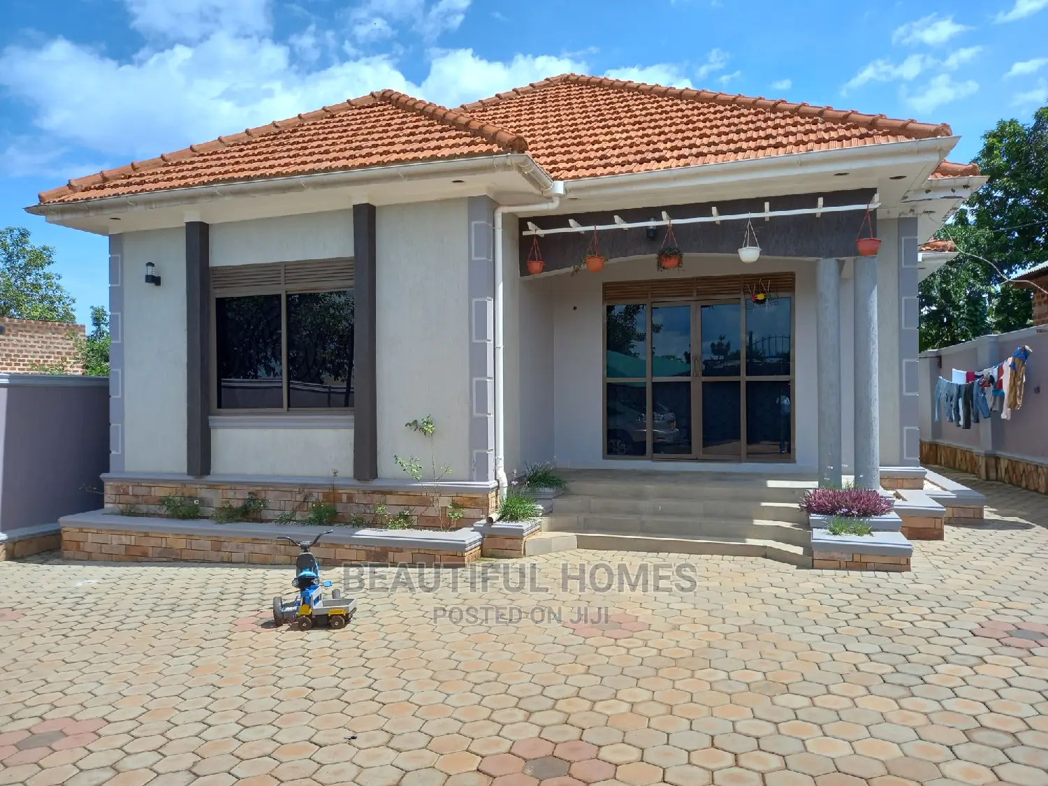 Furnished 4bdrm Bungalow in Nakwero Corporate, Kira for Sale in Kira