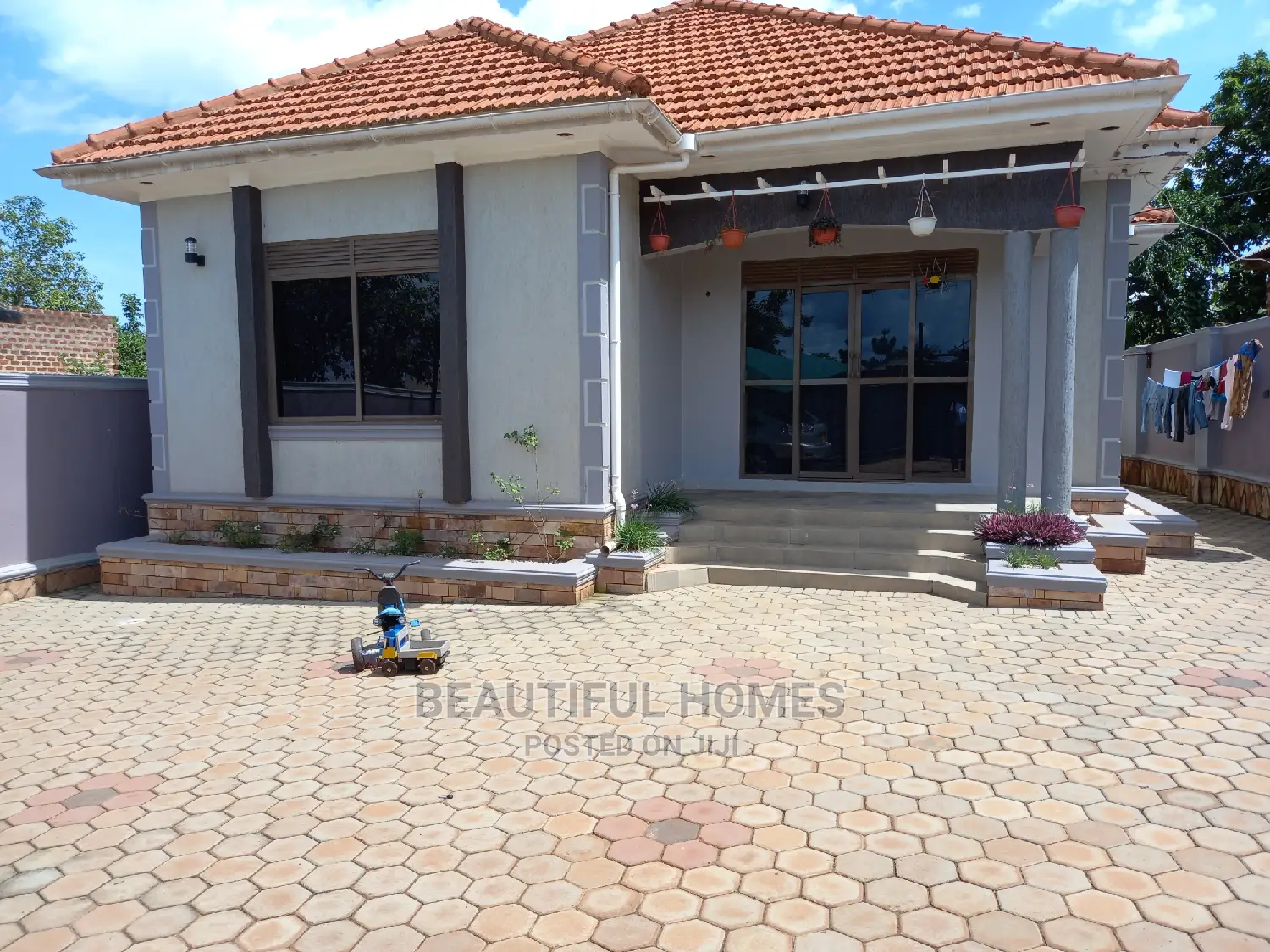 Furnished 4bdrm Bungalow in Nakwero Corporate, Kira for Sale in Kira