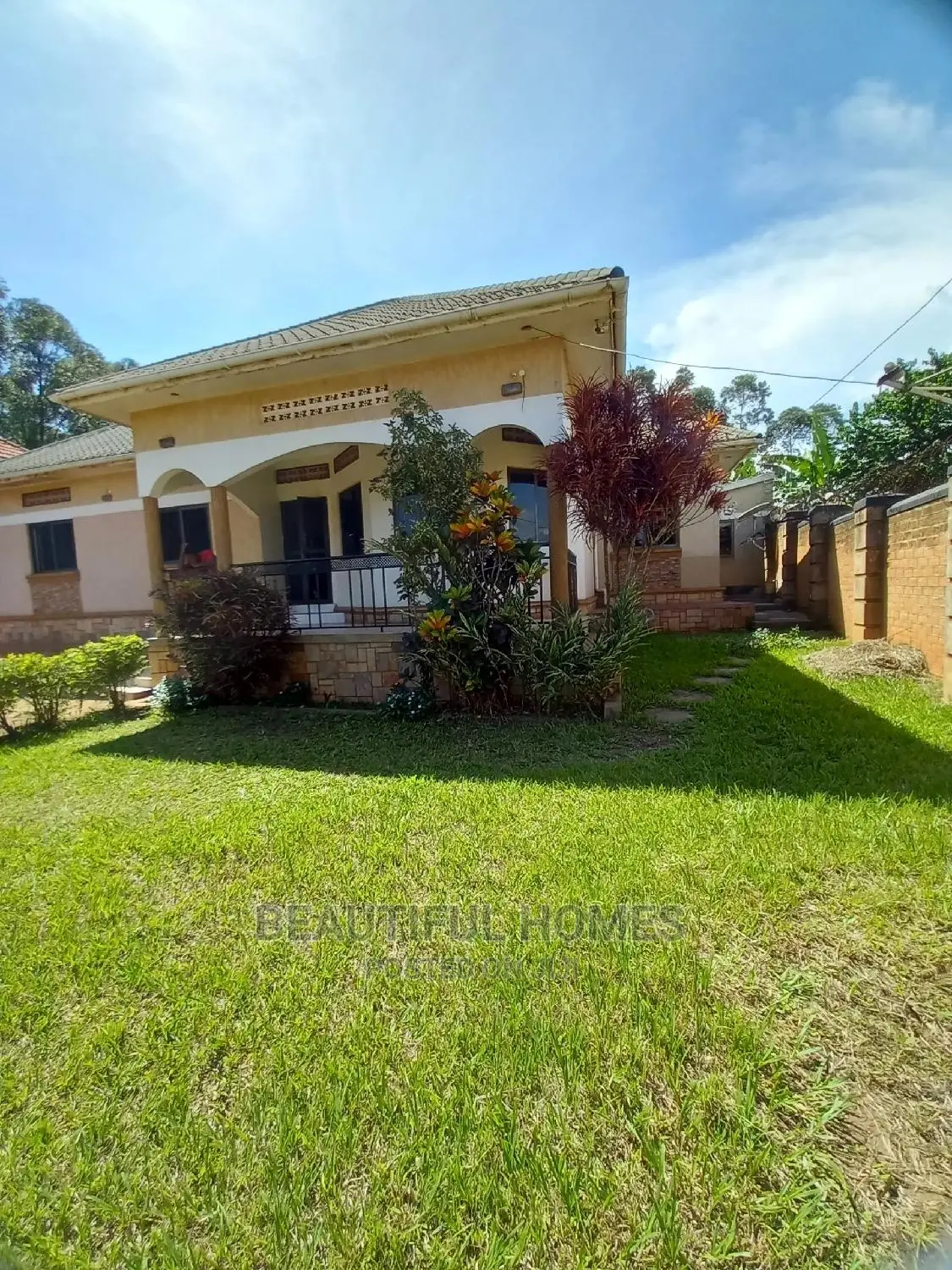 Furnished 4bdrm House in Kira Executive for Sale in Kira