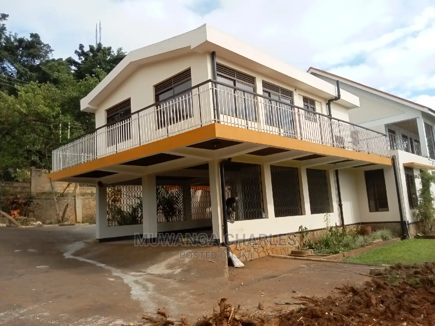 4bdrm Duplex in Fs Properties Ltd, Central Division for Rent in Central Division