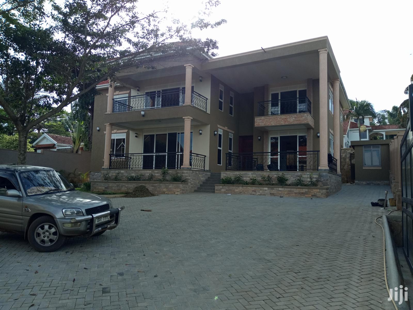 Munyonyo Lake View Mansion on Sell in Kampala