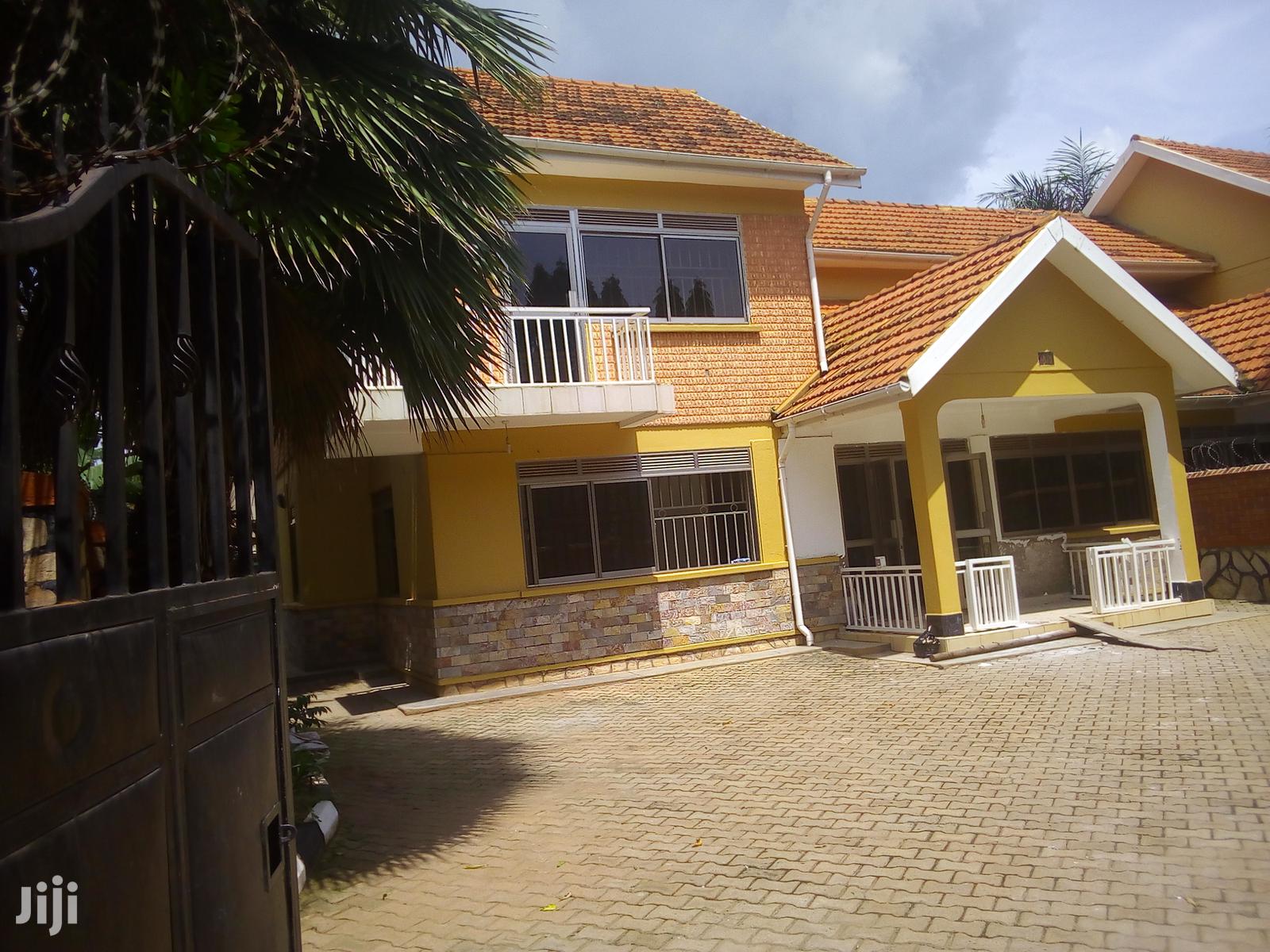 Three Bedroom House For Rent in Kampala