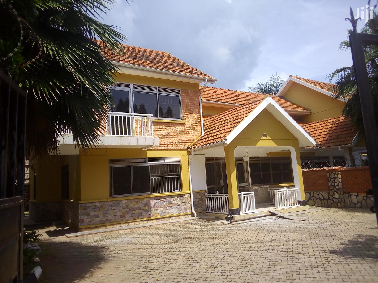 Three Bedroom House For Rent in Kampala