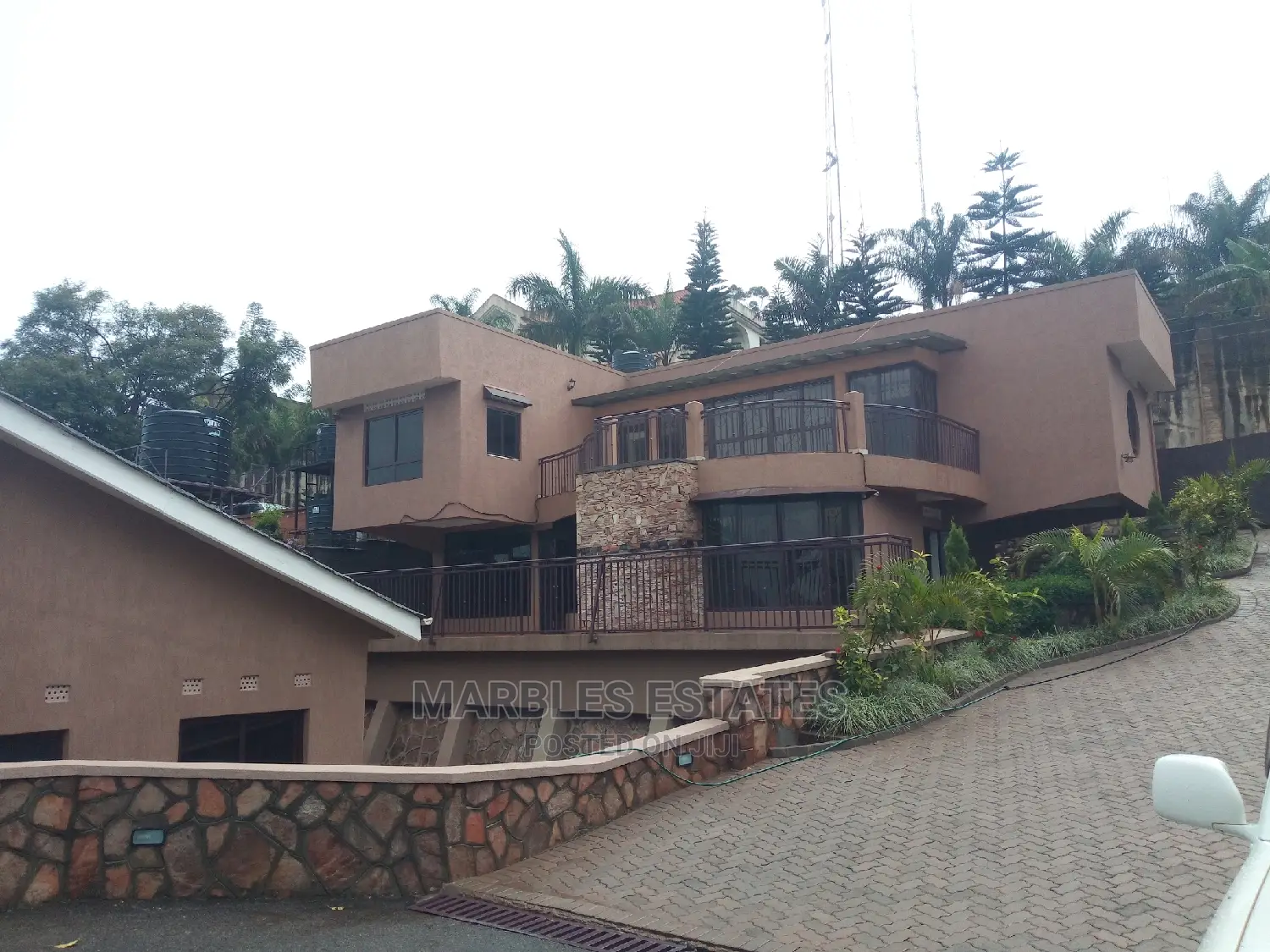 9bdrm House in Kololo, Central Division for Rent in Central Division