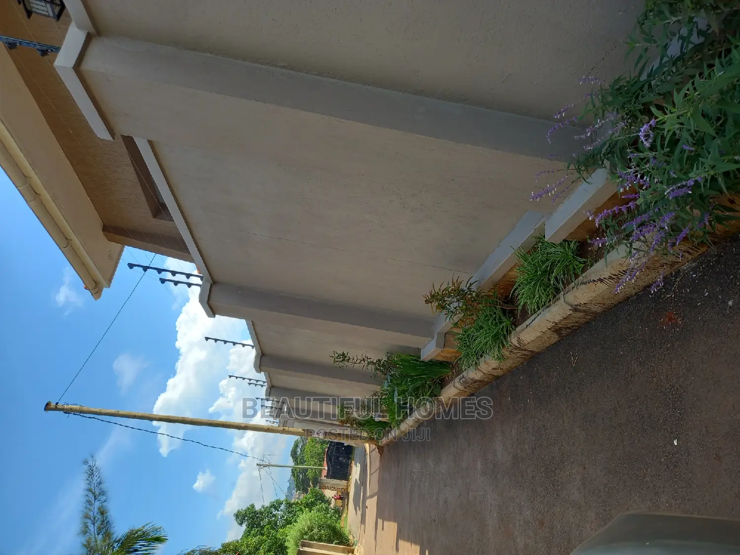 Furnished 4bdrm House in Kira for Sale in Kira