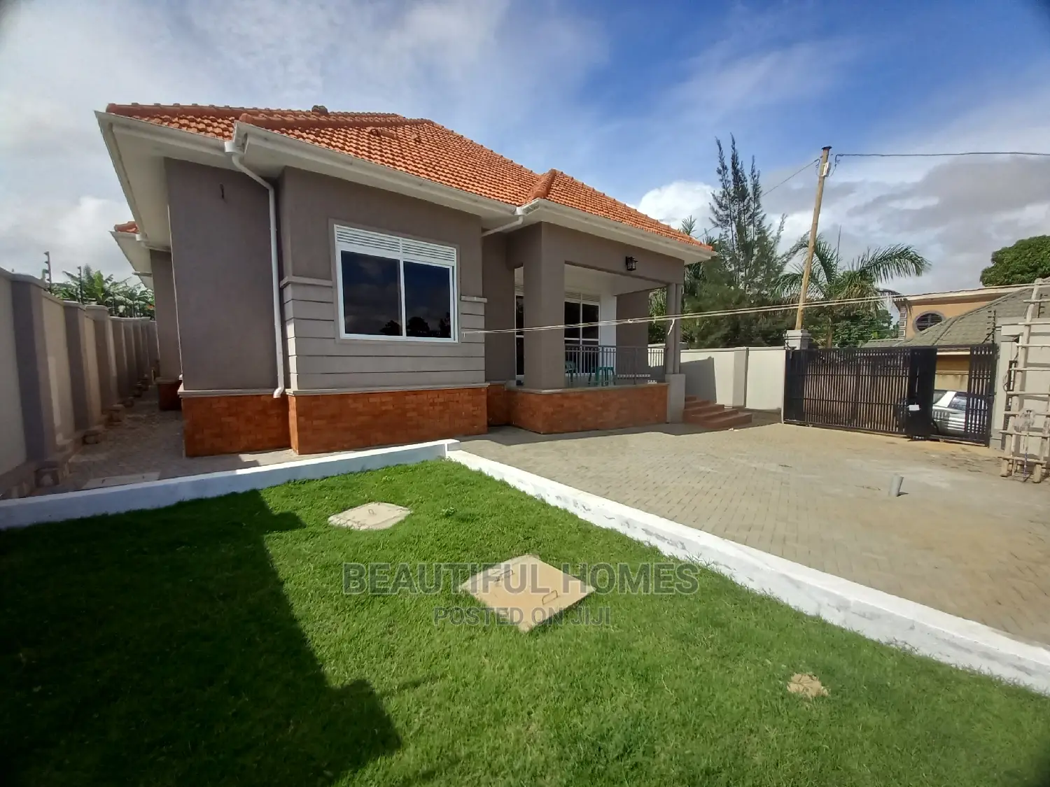 Furnished 4bdrm Bungalow in Kira Corporate for Sale in Kira