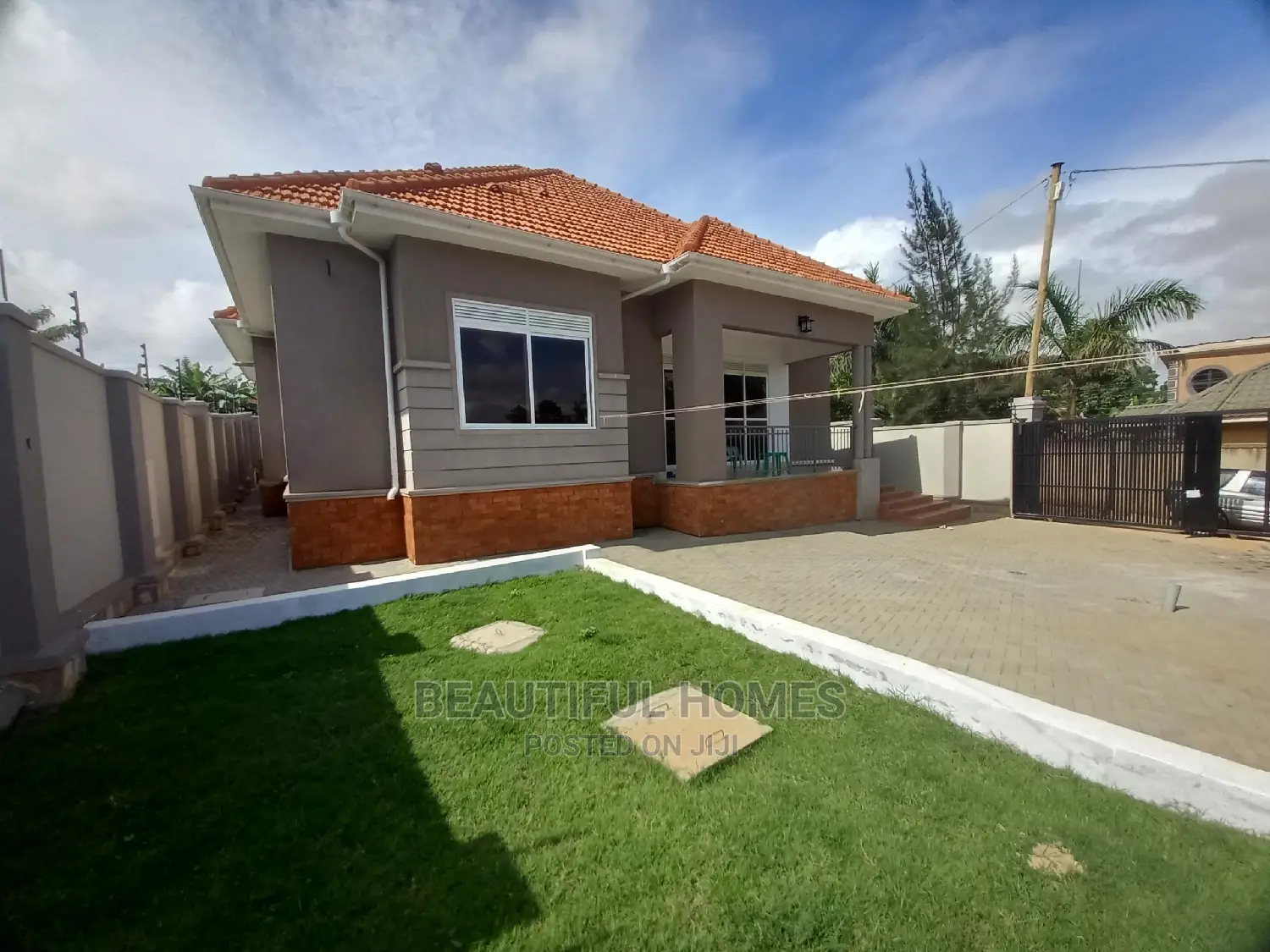Furnished 4bdrm House in Kira Mamerito Road for Sale in Kira