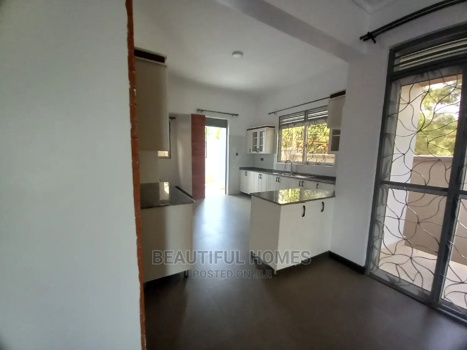 Furnished 4bdrm Mansion in Kira Modern for Sale in Kira