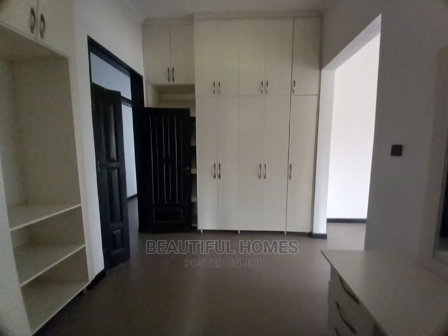 Furnished 4bdrm Mansion in Kira Modern for Sale in Kira