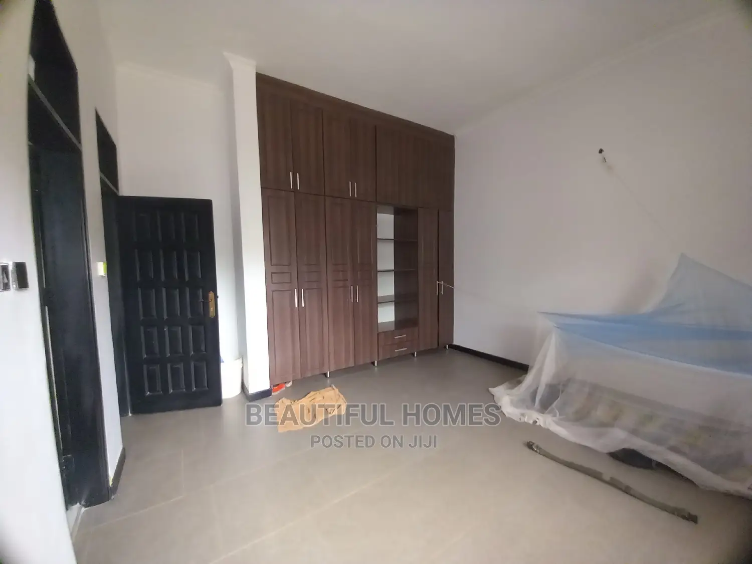 Furnished 4bdrm Bungalow in Kira for Sale in Kira