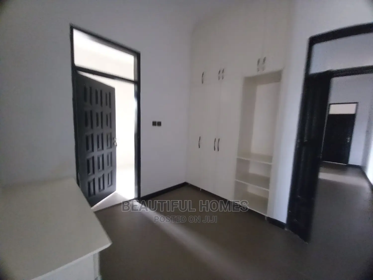 Furnished 4bdrm Bungalow in Kira for Sale in Kira