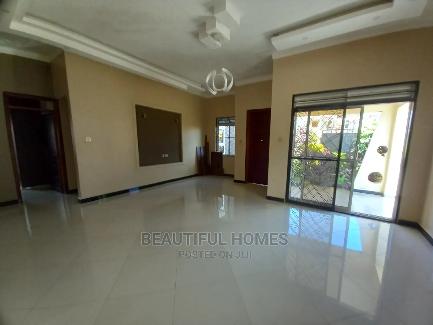 Furnished 4bdrm House in Kira Mamerito Road for Sale in Kira