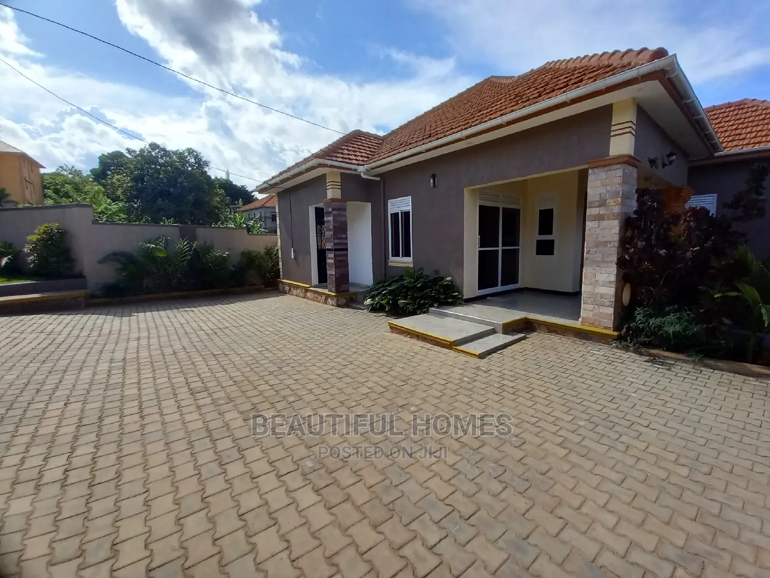 Furnished 4bdrm House in Kira Ministers for Sale in Kira