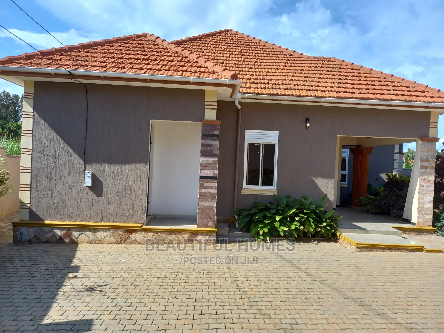 Furnished 4bdrm Bungalow in Kira Gated Estate for Sale in Kira