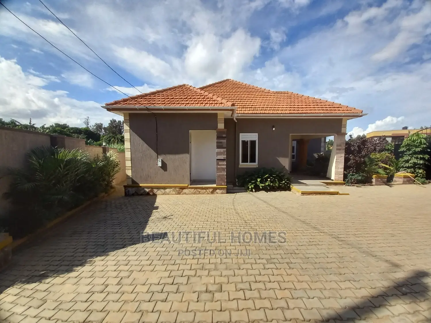 Furnished 4bdrm Bungalow in Kira Gated Estate for Sale in Kira