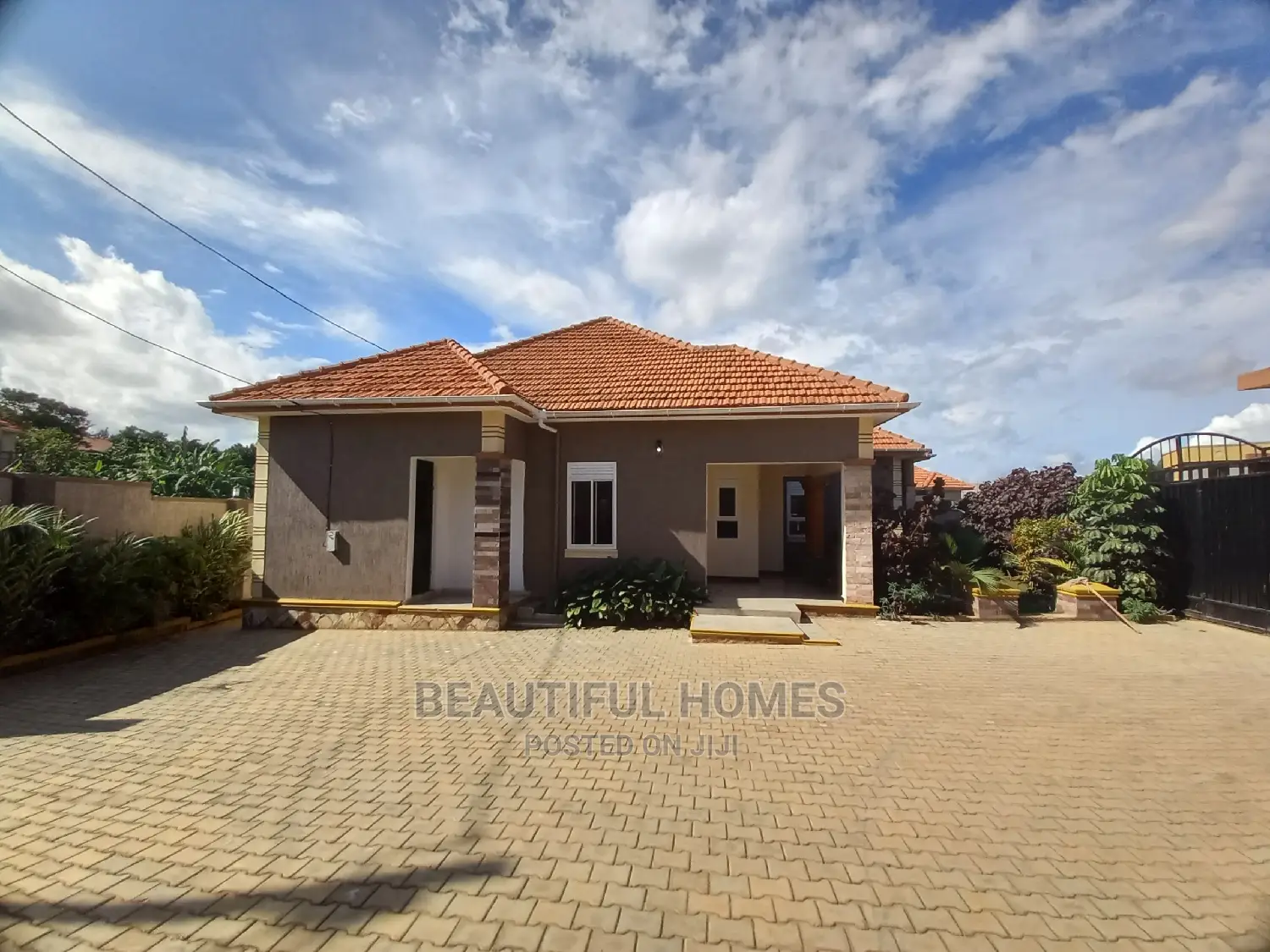 Furnished 4bdrm House in Kira Rich Estate for Sale in Kira