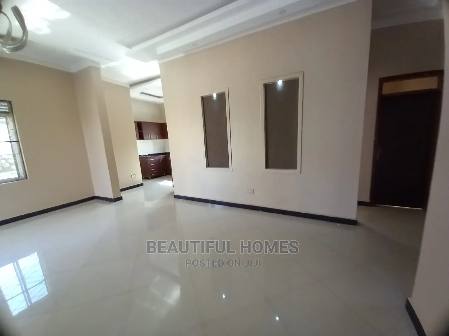 Furnished 4bdrm House in Kira Tarmack Lane for Sale in Kira