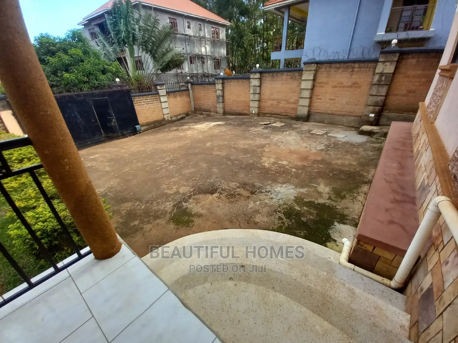 Furnished 4bdrm House in Kira Good Area for Sale in Kira