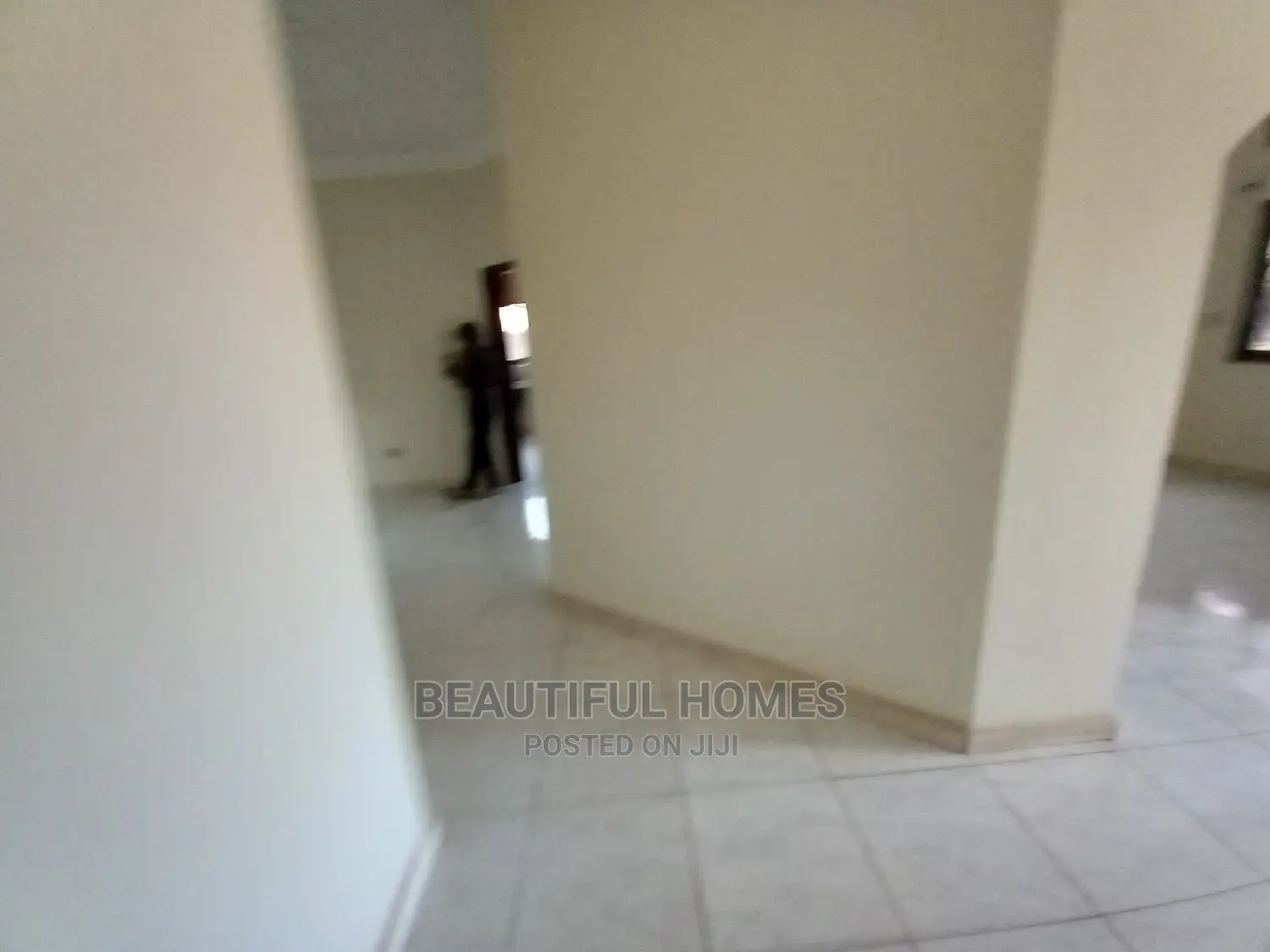 Furnished 4bdrm Bungalow in Kira Organised Lane for Sale in Kira